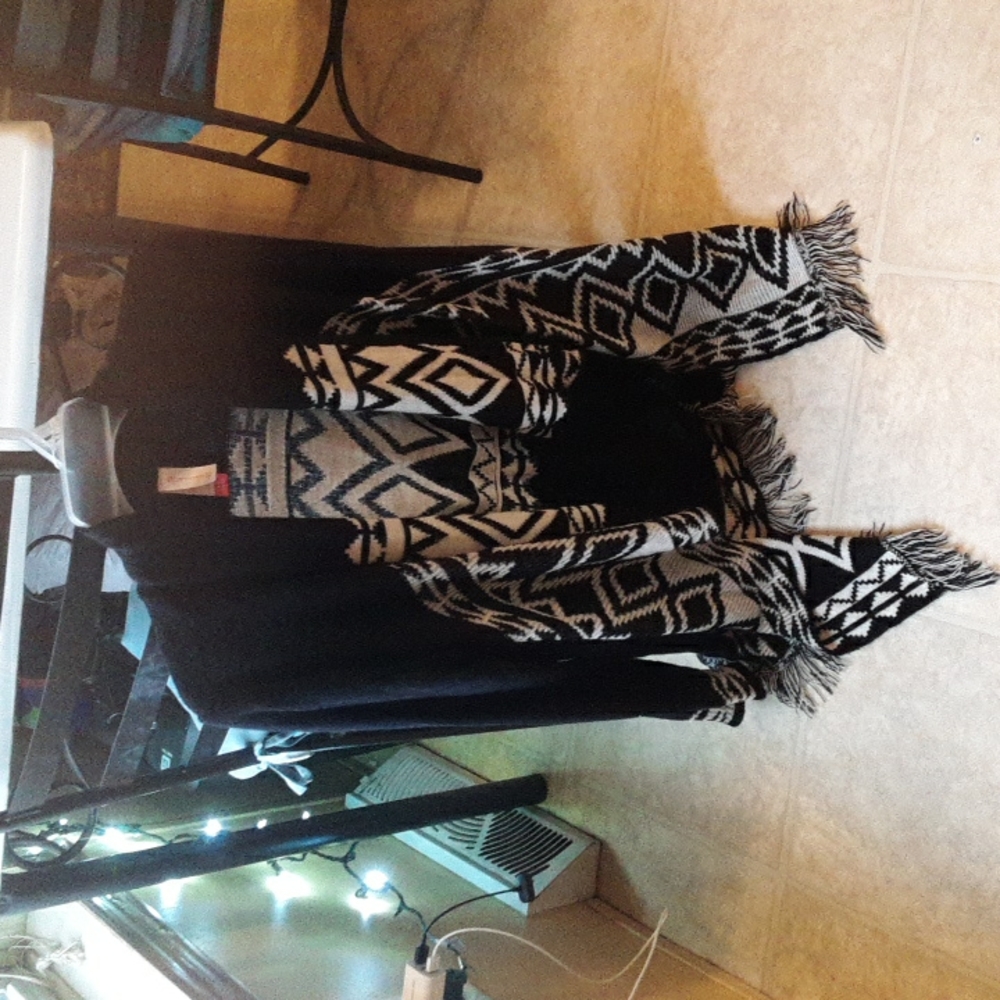 Black and cream waterfall cardigan